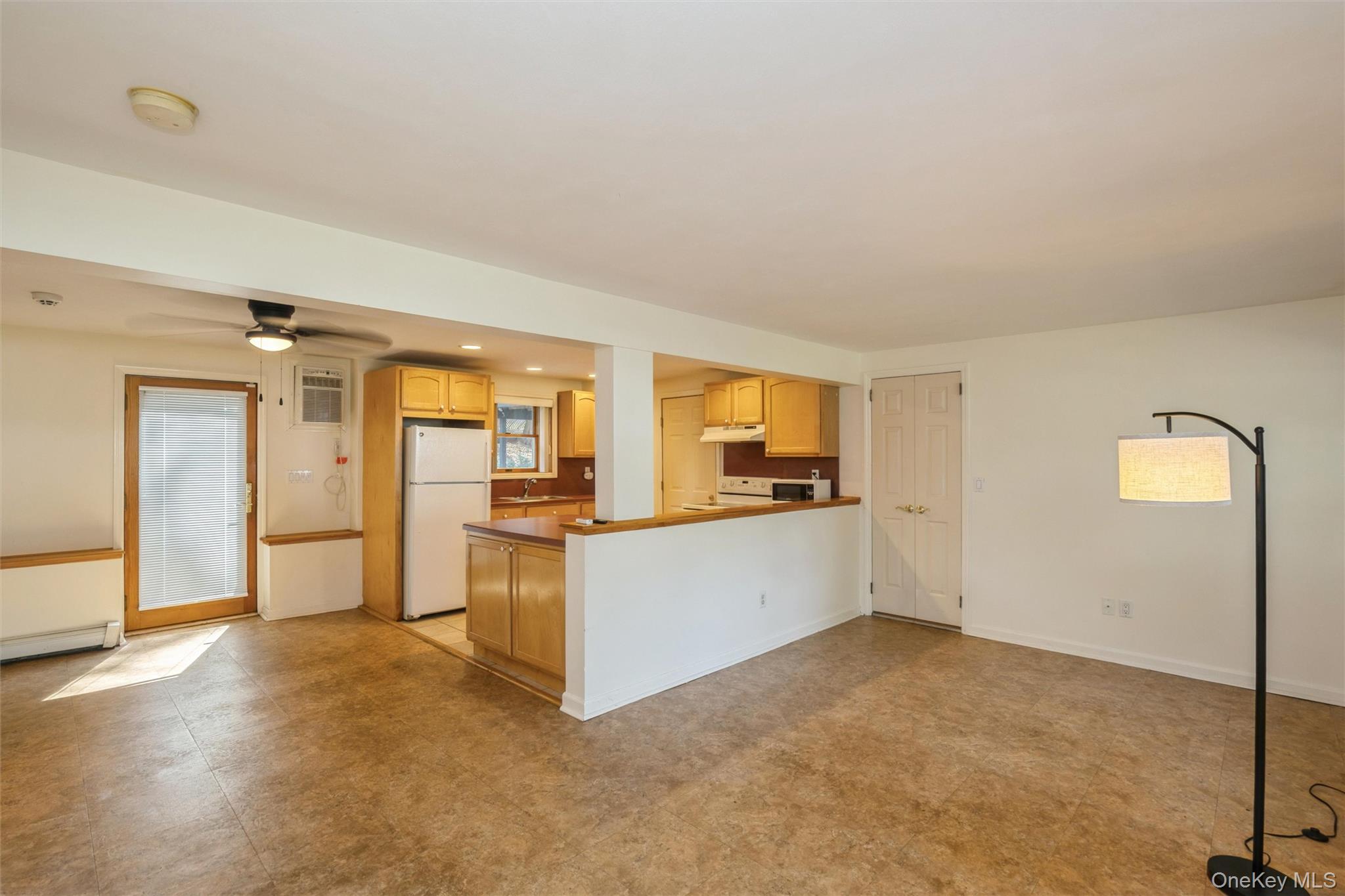 115 Clarendon Road Ronkonkoma, NY 11779 - Photo 29 of 45 Legal 1 Bedroom Apartment