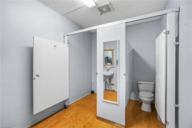 $675,000 | 1255 Mountain View Road, King, NC 27021