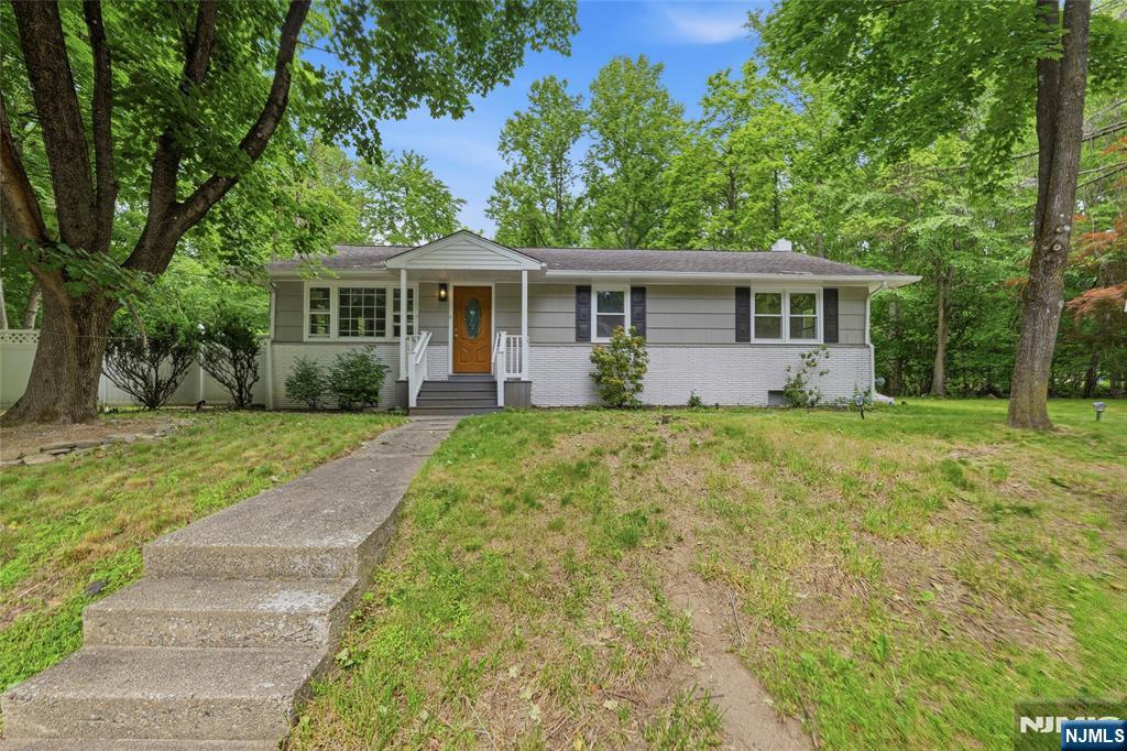 200 Conklintown Road Ringwood, NJ 07456 - Photo 2 of 4