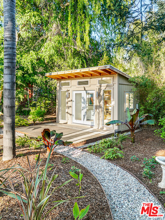2386 Allen Avenue Altadena, CA 91001 - Photo 36 of 41 a front view of a house with garden