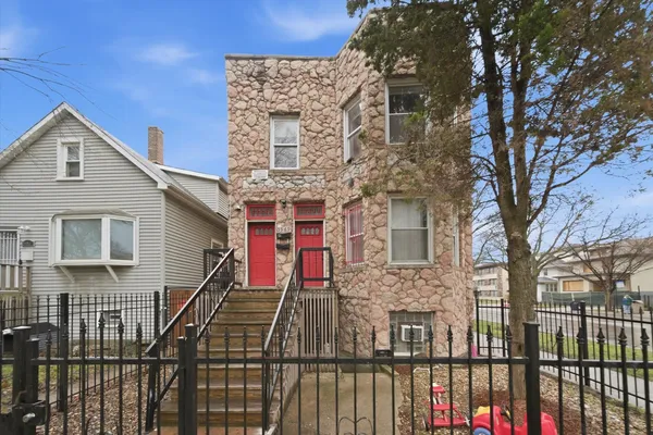 $450,000 | 5969 West Augusta Boulevard, Chicago, IL 60651
