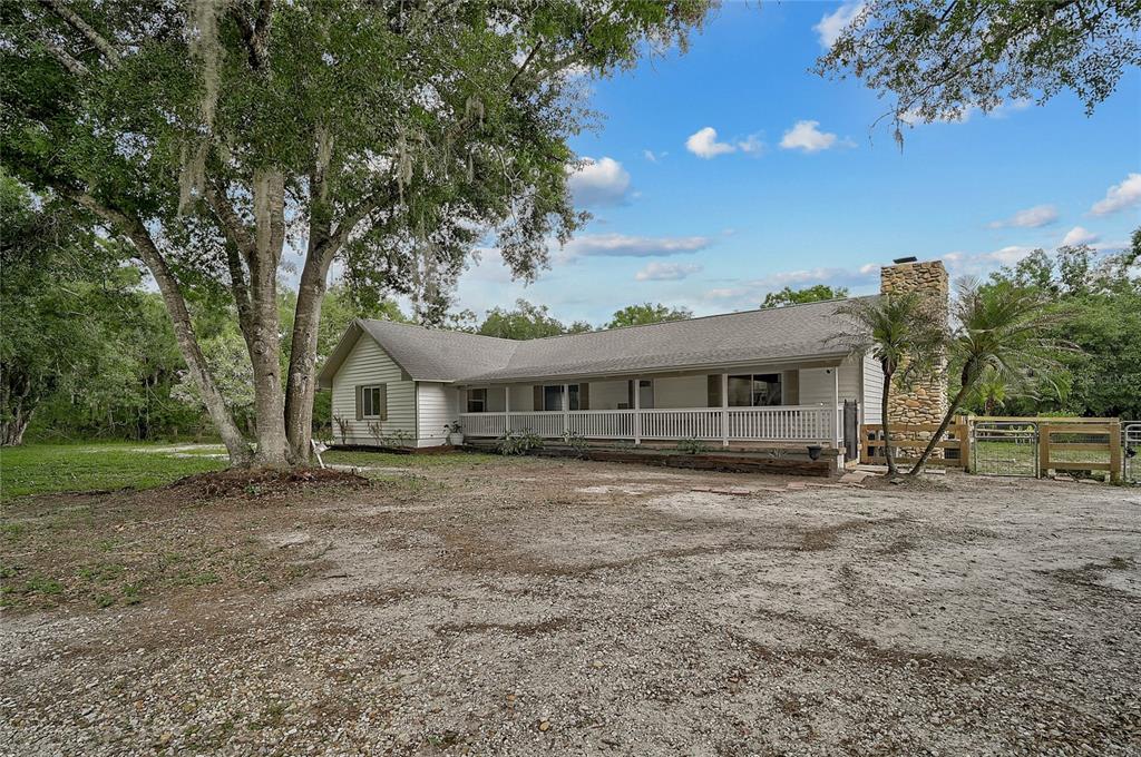 14695 Water Line Srv Road Bradenton, FL 34212 - Photo 2 of 52