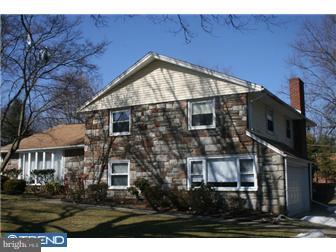 1874 Bertram Road Huntingdon Valley, PA 19006 - Photo 2 of 12