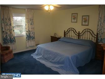 1874 Bertram Road Huntingdon Valley, PA 19006 - Photo 11 of 12