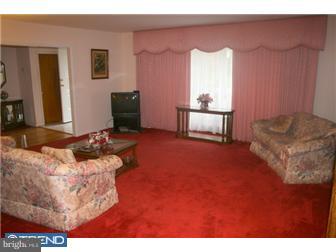 1874 Bertram Road Huntingdon Valley, PA 19006 - Photo 5 of 12