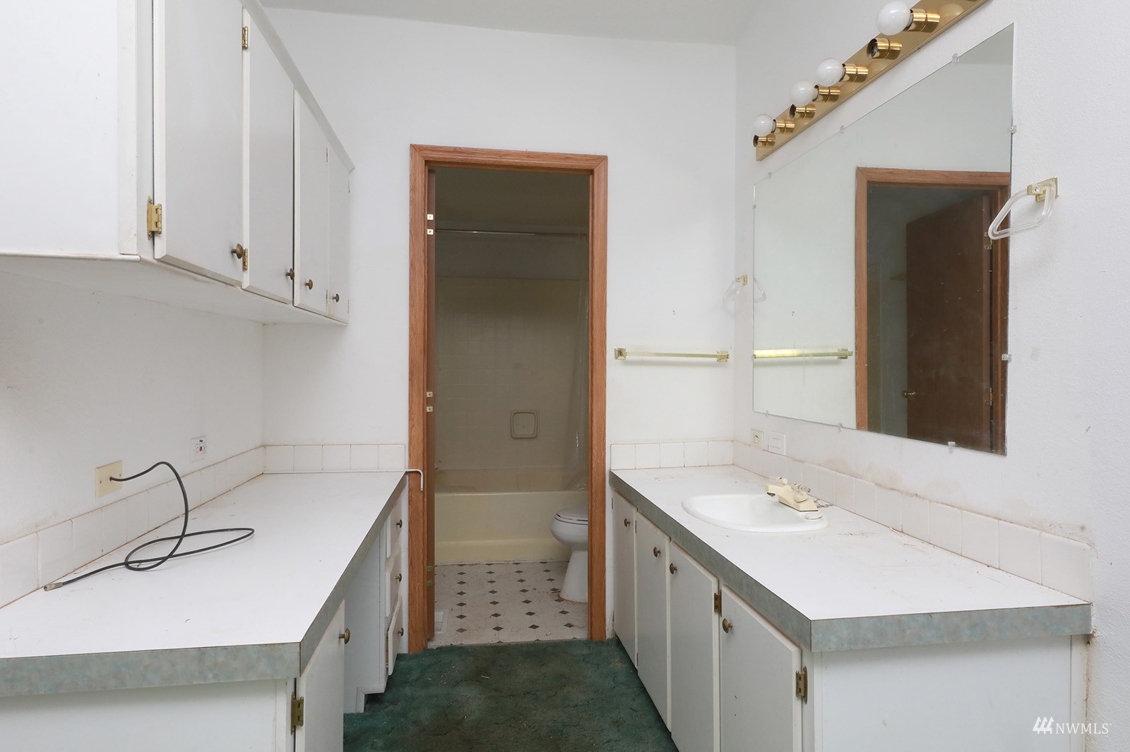 7621 Jewett Road Clinton, WA 98236 - Photo 23 of 27 Gallery Image 23