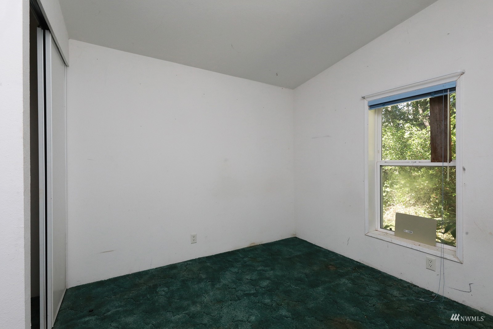 7621 Jewett Road Clinton, WA 98236 - Photo 24 of 27 Gallery Image 24