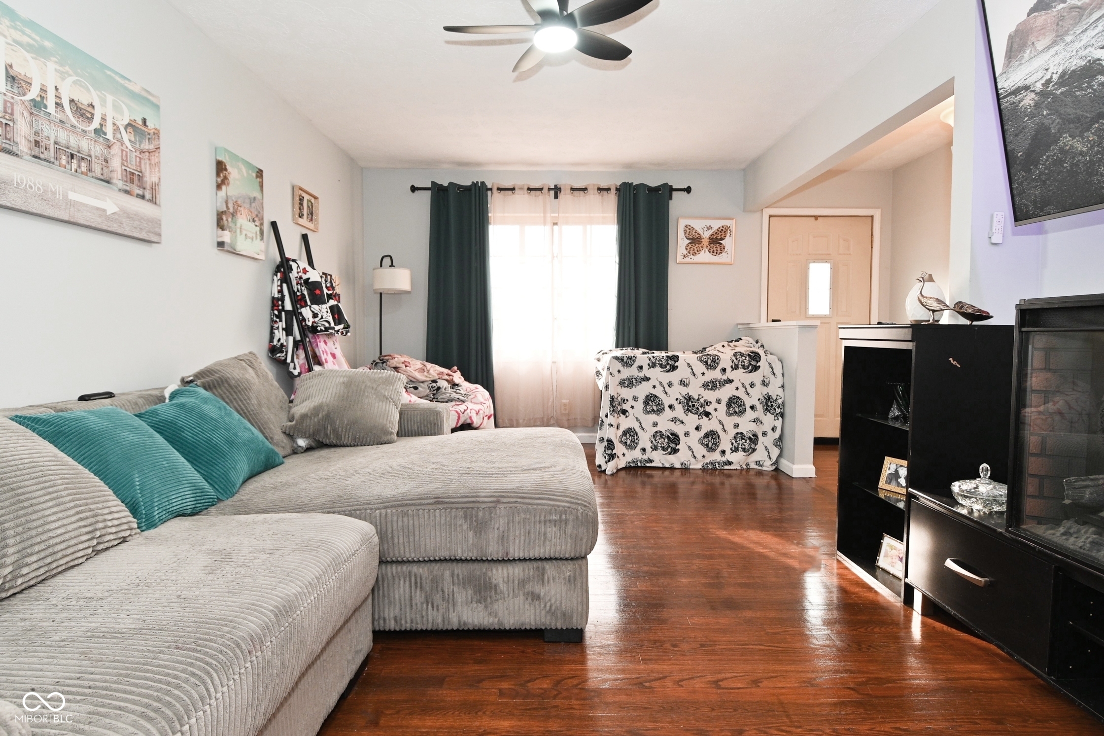 7920 Corey Court Indianapolis, IN 46227 - Photo 2 of 29