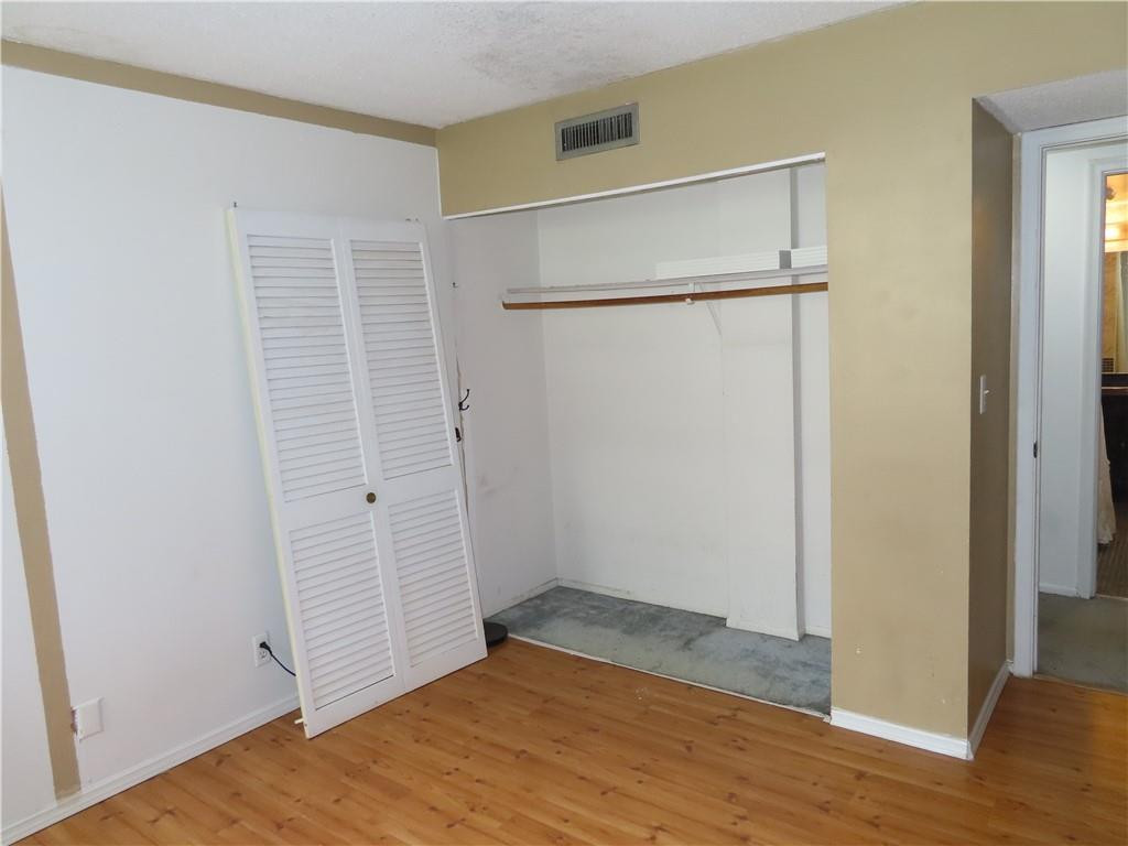 6901 Cypress Road, Unit A14 Plantation, FL 33317 - Photo 17 of 26 Photo 17