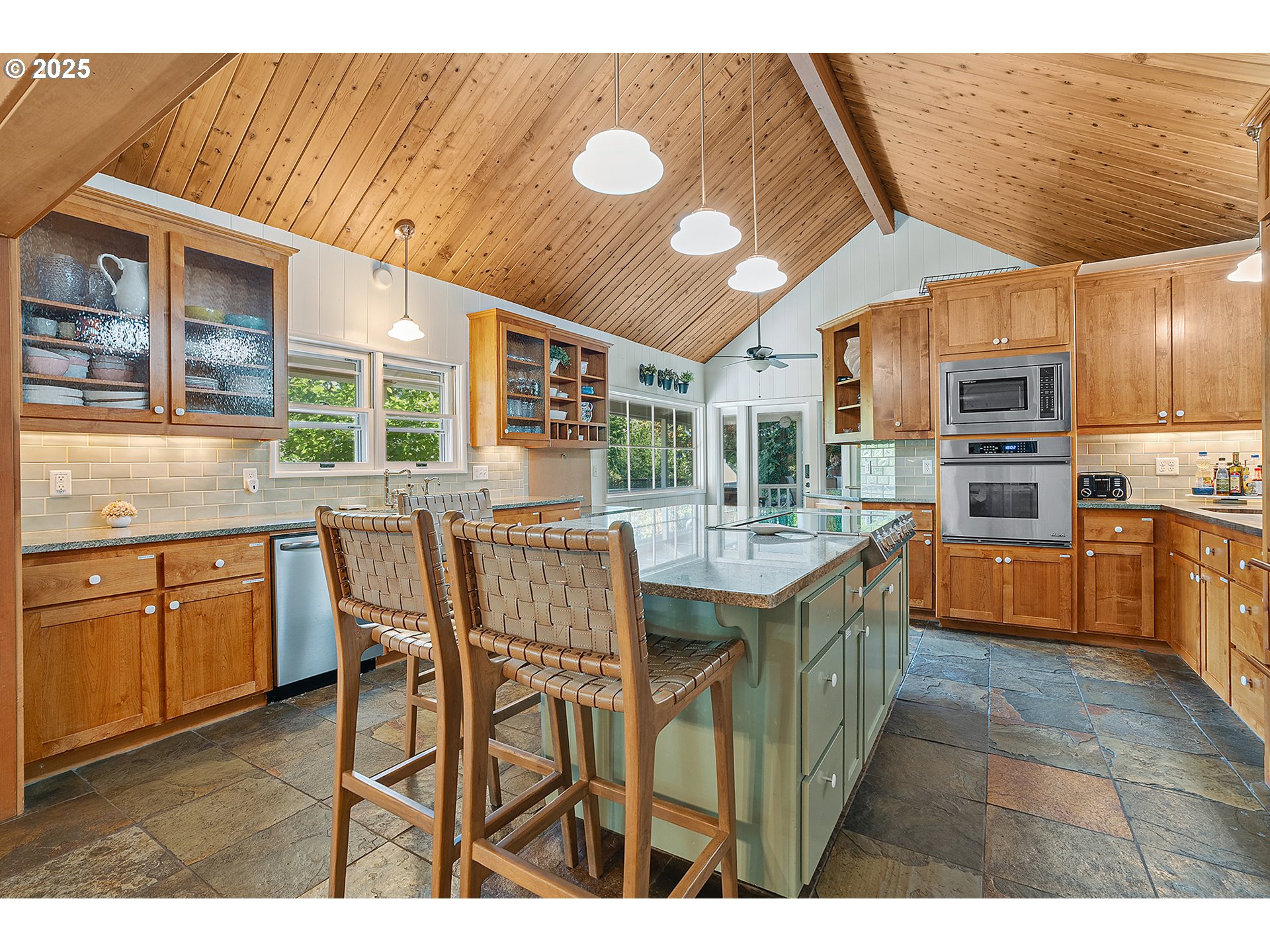 33150 Northeast Wilsonville Road Newberg, OR 97132 - Photo 9 of 47