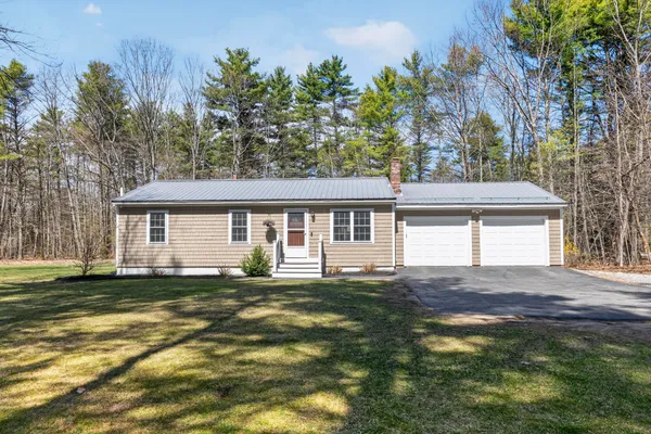 $499,900 | 10 Standish Neck Road, Gorham, ME 04038