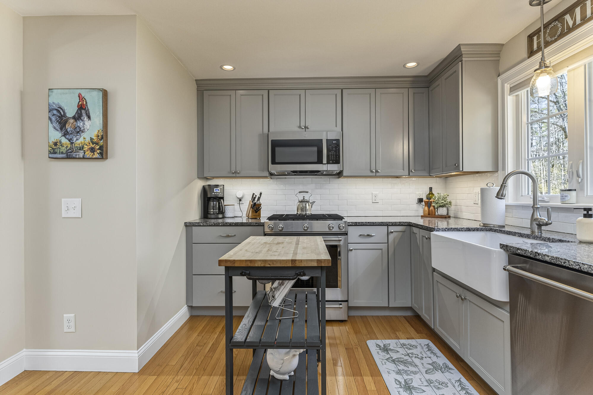 10 Standish Neck Road Gorham, ME 04038 - Photo 12 of 44 10 Standish Neck_W5_07