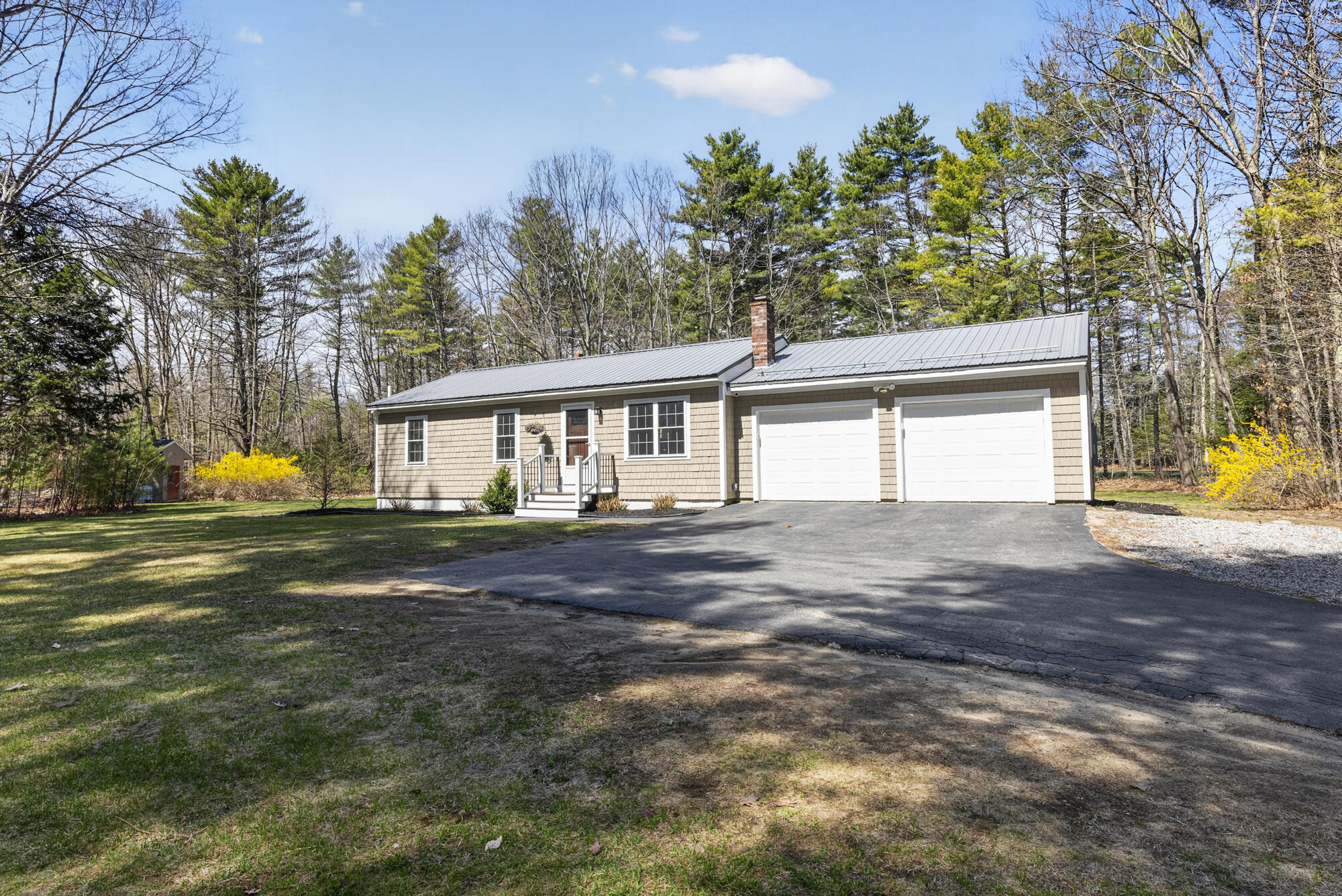 10 Standish Neck Road Gorham, ME 04038 - Photo 3 of 44 10 Standish Neck_W5_26