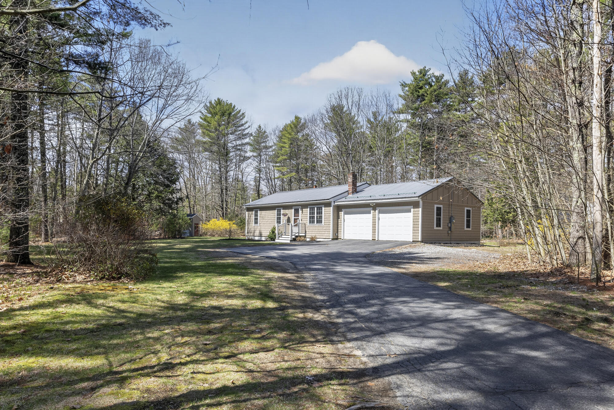 10 Standish Neck Road Gorham, ME 04038 - Photo 4 of 44 10 Standish Neck_W5_25