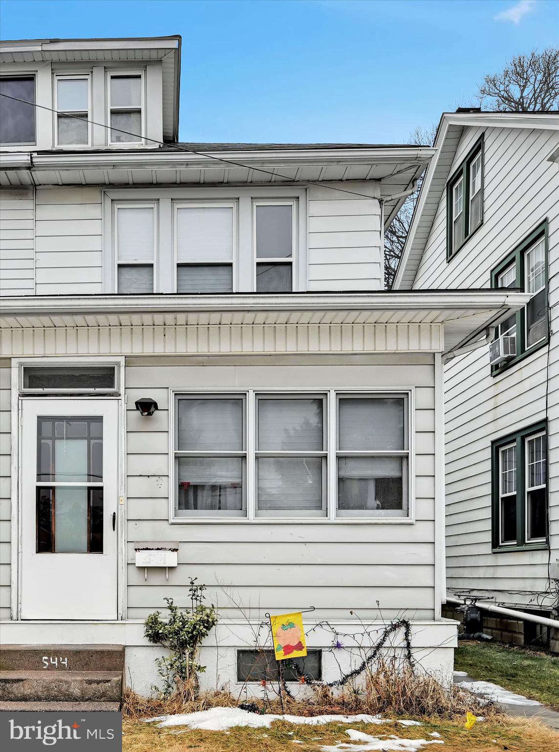 544 Spruce Street Steelton, PA 17113 - Photo 3 of 33 a front view of a house with a balcony
