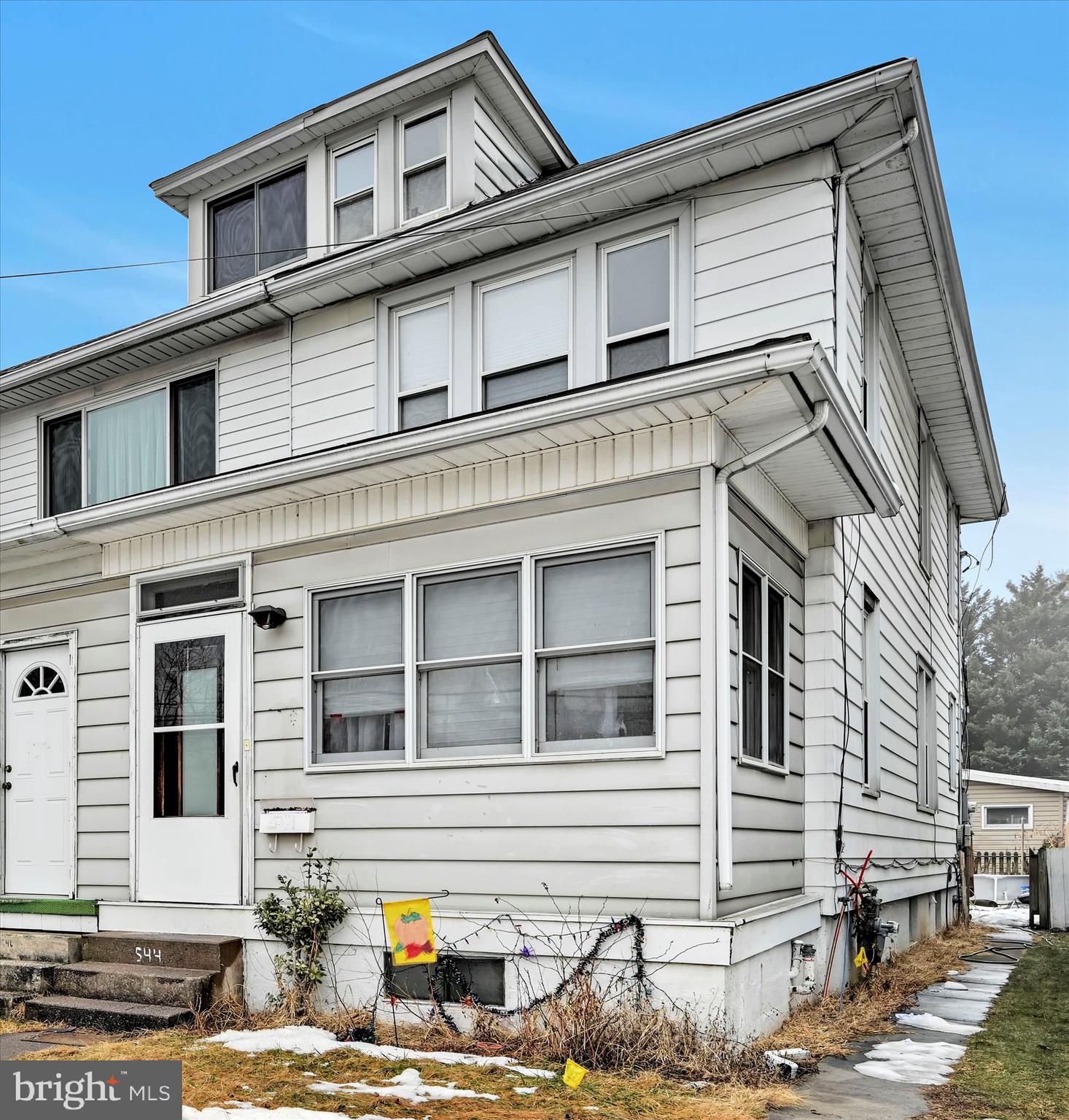 544 Spruce Street Steelton, PA 17113 - Photo 8 of 33 a front view of a building