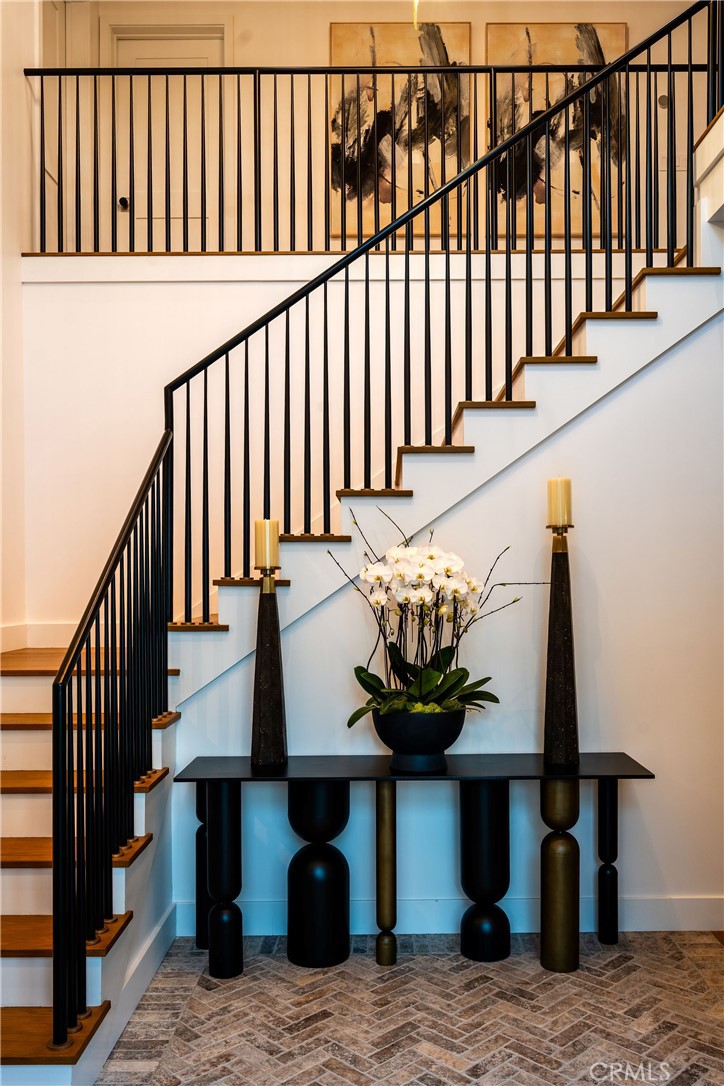 704 Apsley Road Palos Verdes Estates, CA 90274 - Photo 5 of 59