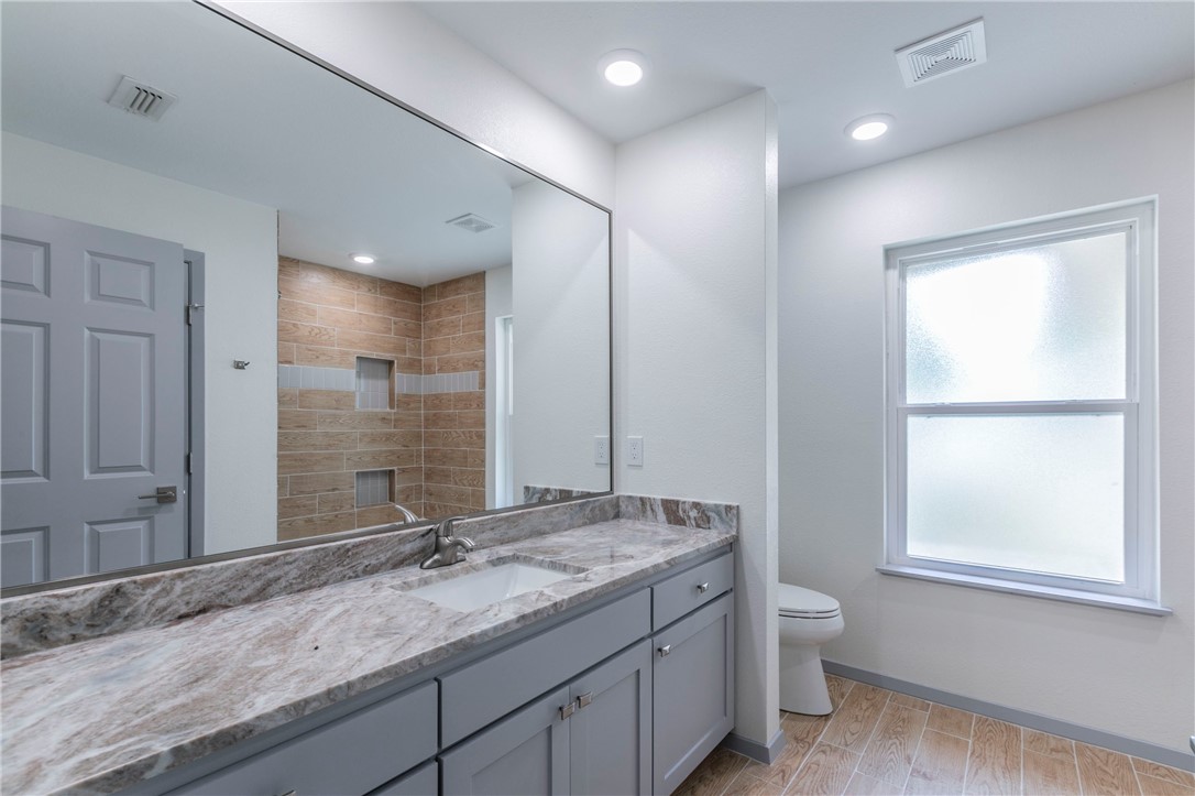 706 Fillmore Street McGregor, TX 76657 - Photo 13 of 26