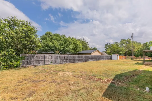 $450,000 | 706 Fillmore Street, McGregor, TX 76657