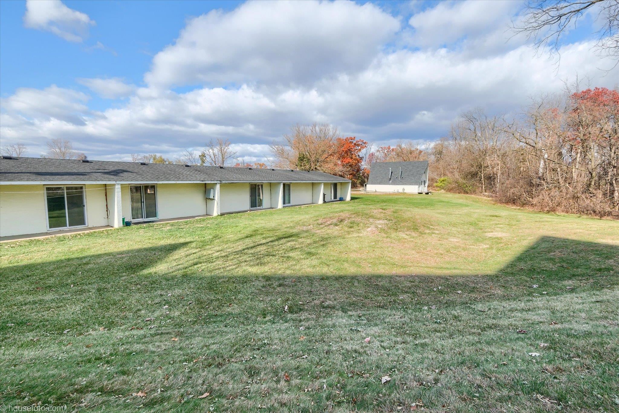 660 Flint Road Brighton, MI 48116 - Photo 18 of 24