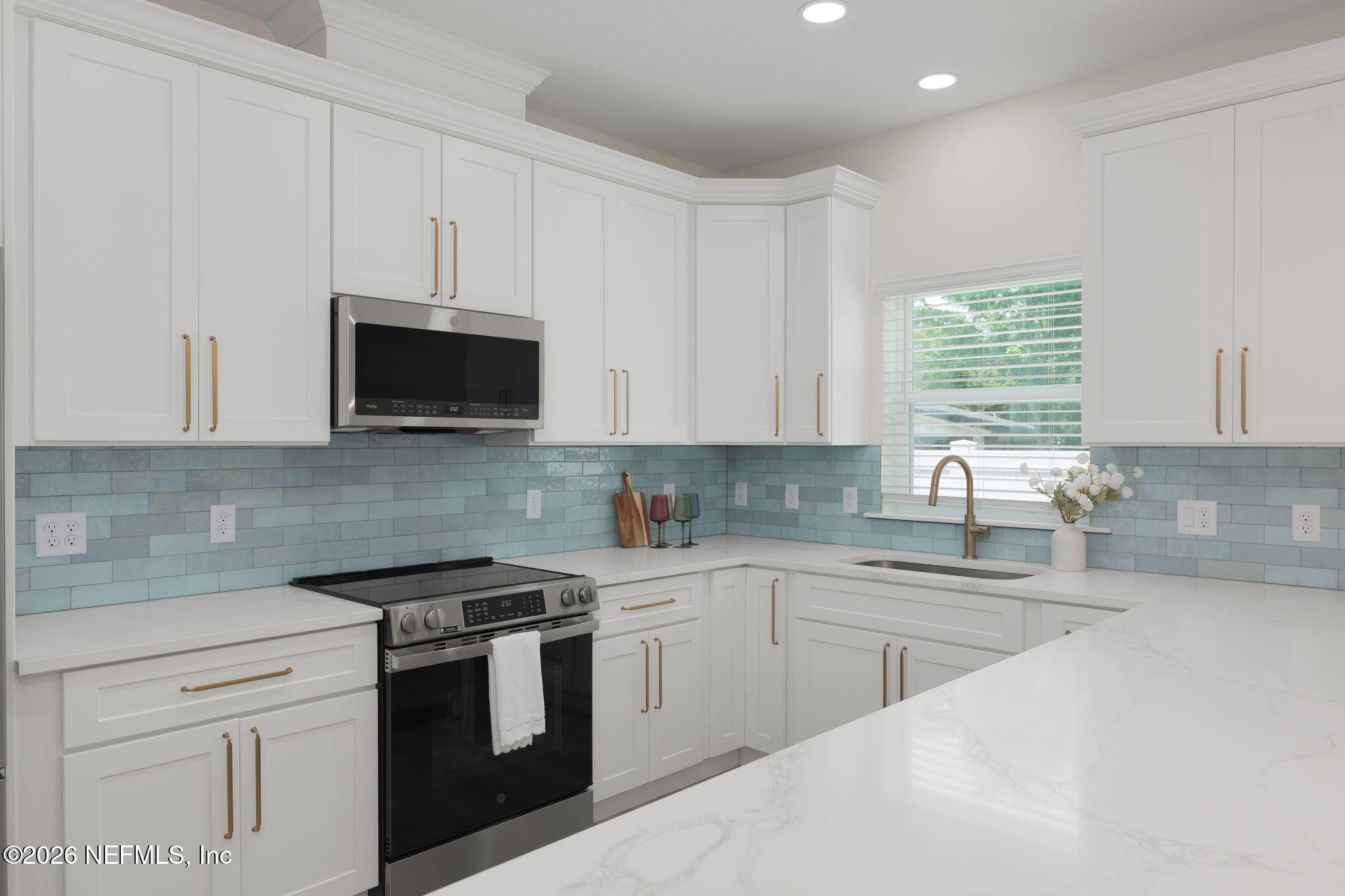 688 Madeore Street St. Augustine, FL 32084 - Photo 9 of 34 688_M.St-9