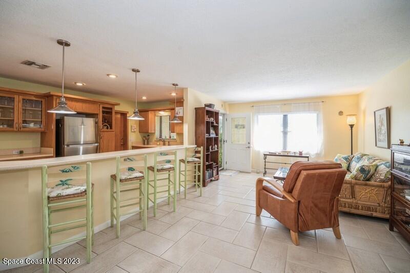 1091 Bali Road Cocoa Beach, FL 32931 - Photo 11 of 40 Breakfast Bar