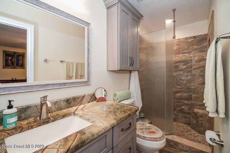 1091 Bali Road Cocoa Beach, FL 32931 - Photo 20 of 40 Master bath