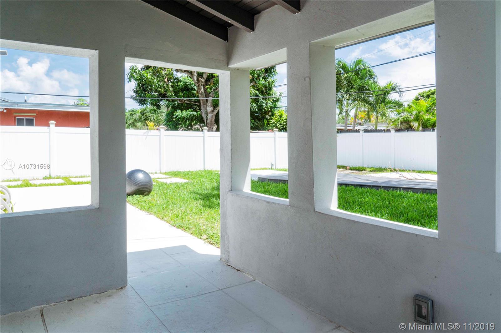 7400 Southwest 33rd Street Miami, FL 33155 - Photo 16 of 19 Gallery Image 16