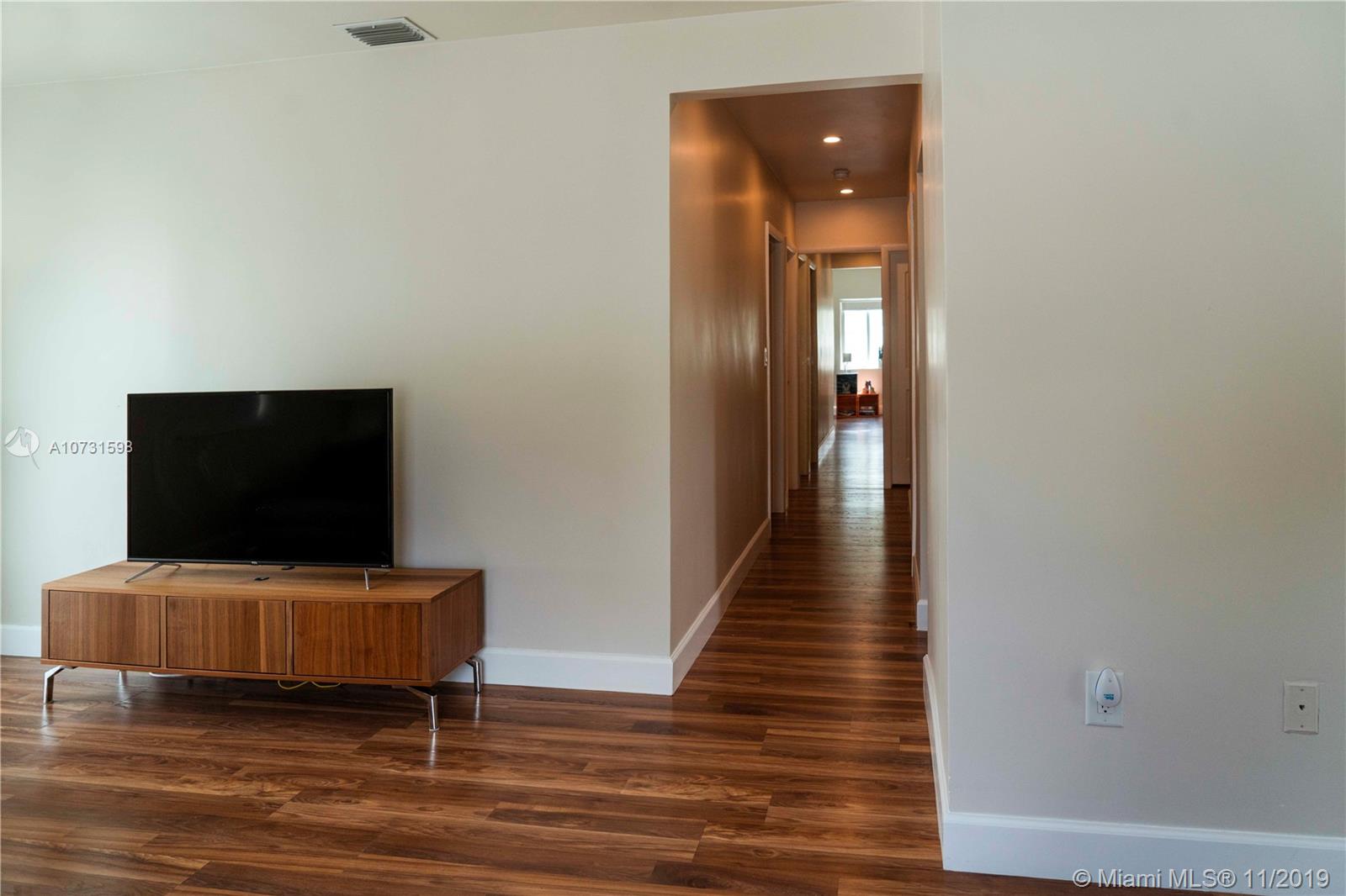 7400 Southwest 33rd Street Miami, FL 33155 - Photo 3 of 19 Gallery Image 3