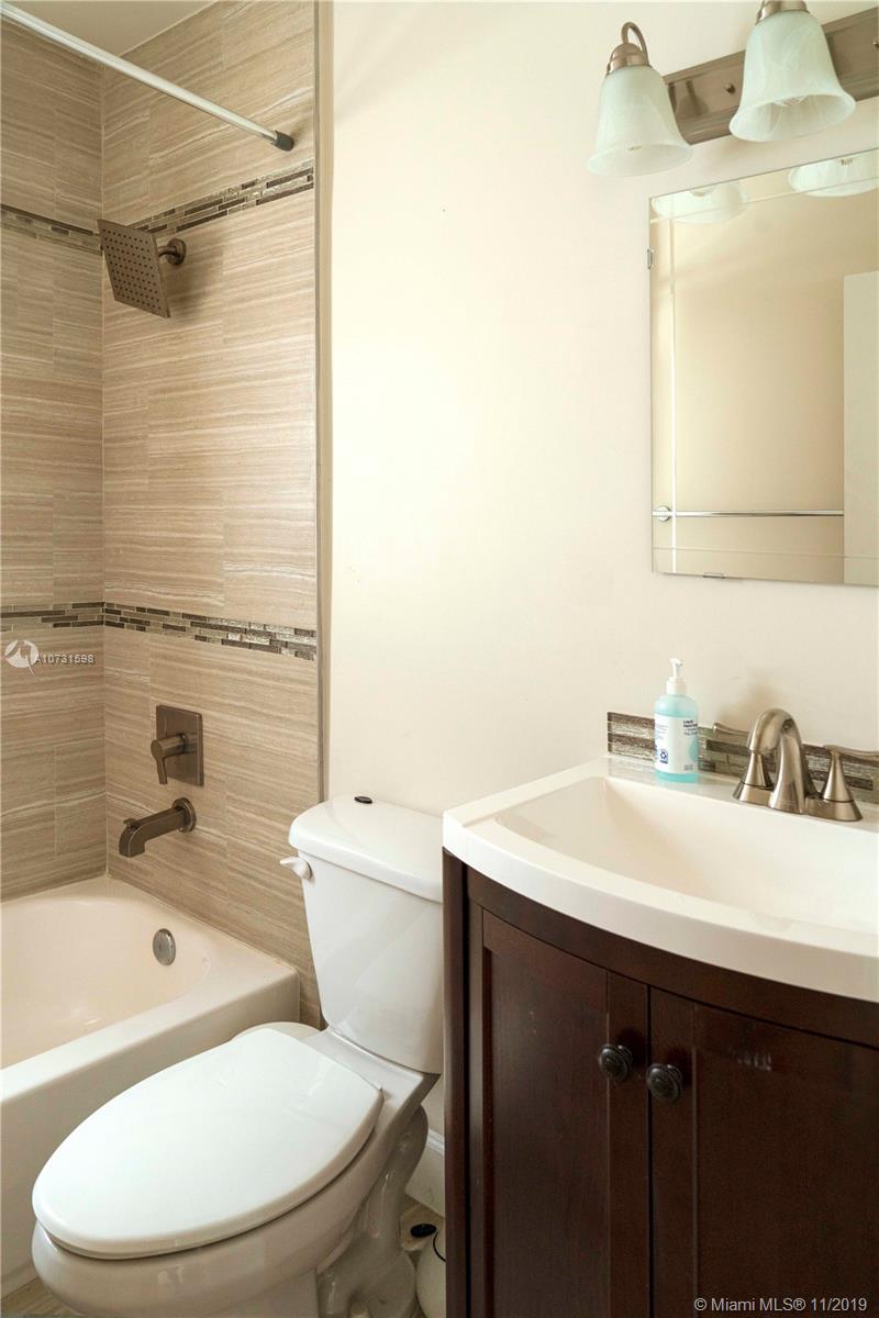 7400 Southwest 33rd Street Miami, FL 33155 - Photo 7 of 19 Gallery Image 7
