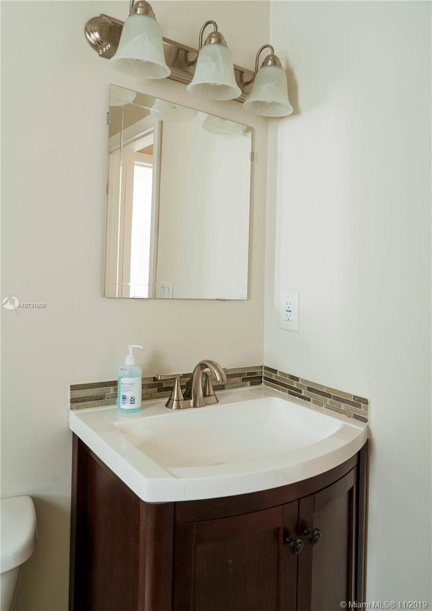 7400 Southwest 33rd Street Miami, FL 33155 - Photo 10 of 19 Gallery Image 10