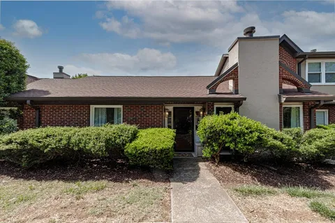 $345,000 | 237 Highland Villa Circle, Nashville, TN 37211