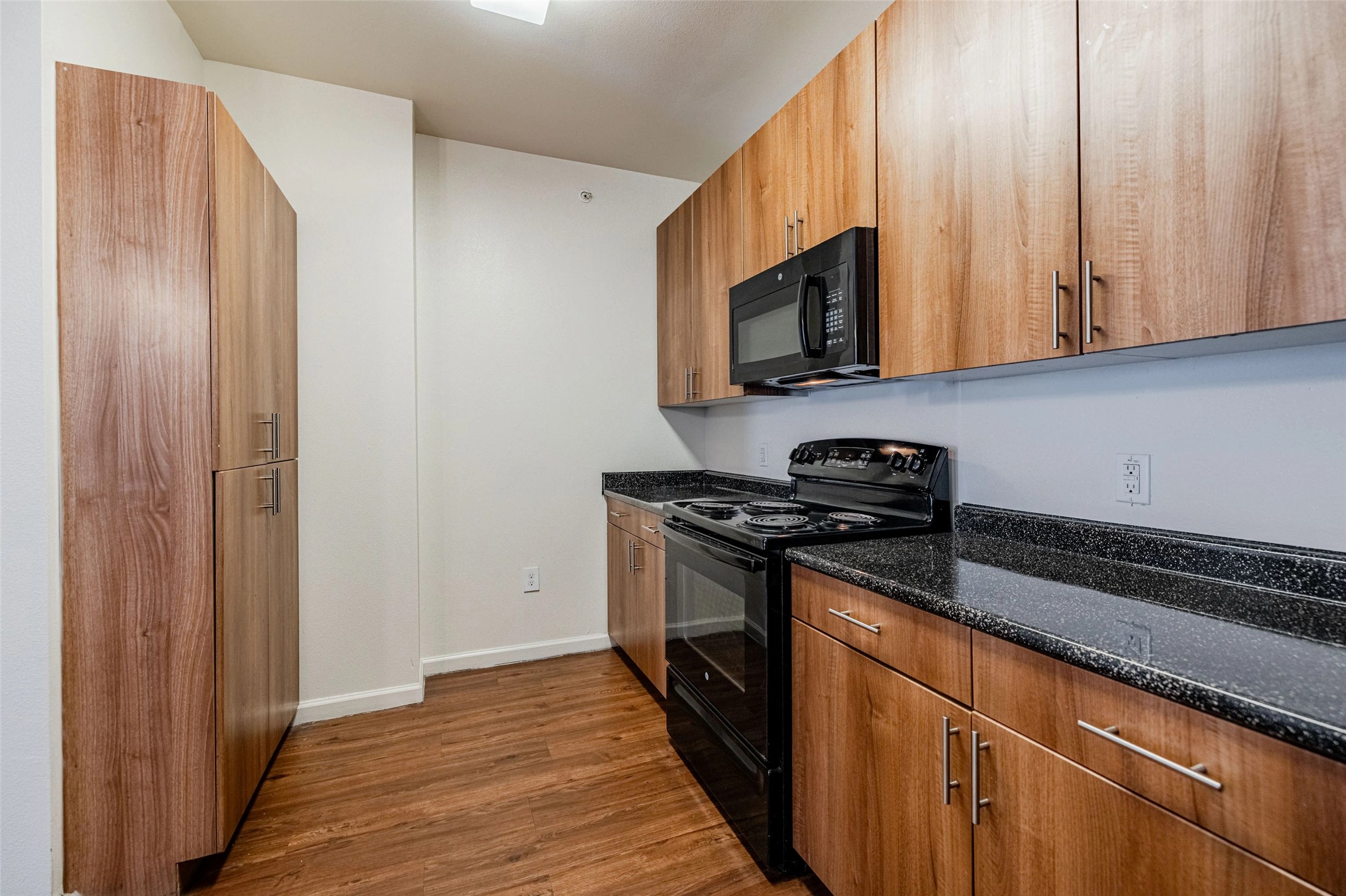 5605 Springdale Road, Unit 444411 Austin, TX 78723 - Photo 12 of 27 Up to 8 weeks free rent and waiving the standard deposit with approved credit and landlord verification.