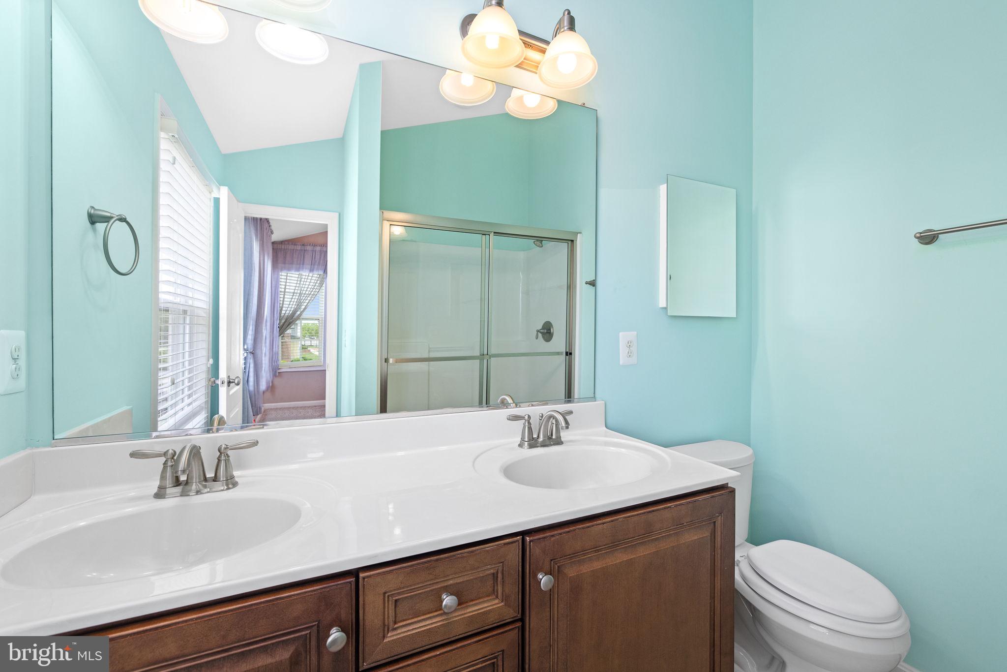 17318 Library Boulevard Ruther Glen, VA 22546 - Photo 21 of 36 Master Bathroom