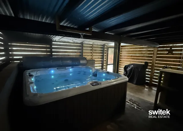 $275,000 | 220 Stadium Drive, Middleville, MI 49333