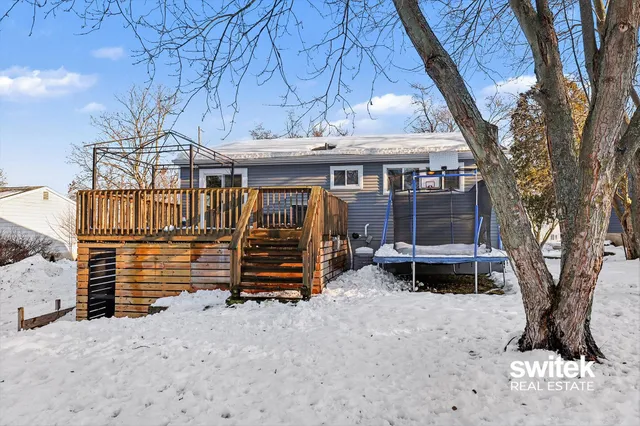 $275,000 | 220 Stadium Drive, Middleville, MI 49333