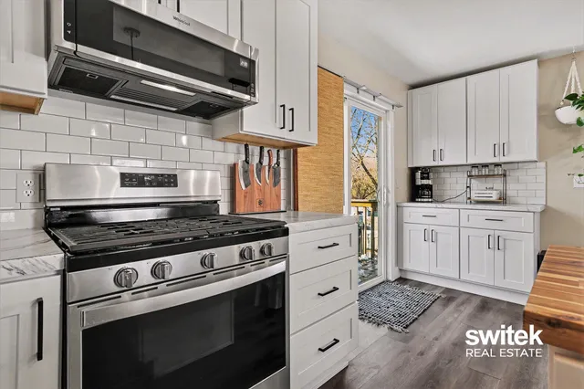 $275,000 | 220 Stadium Drive, Middleville, MI 49333