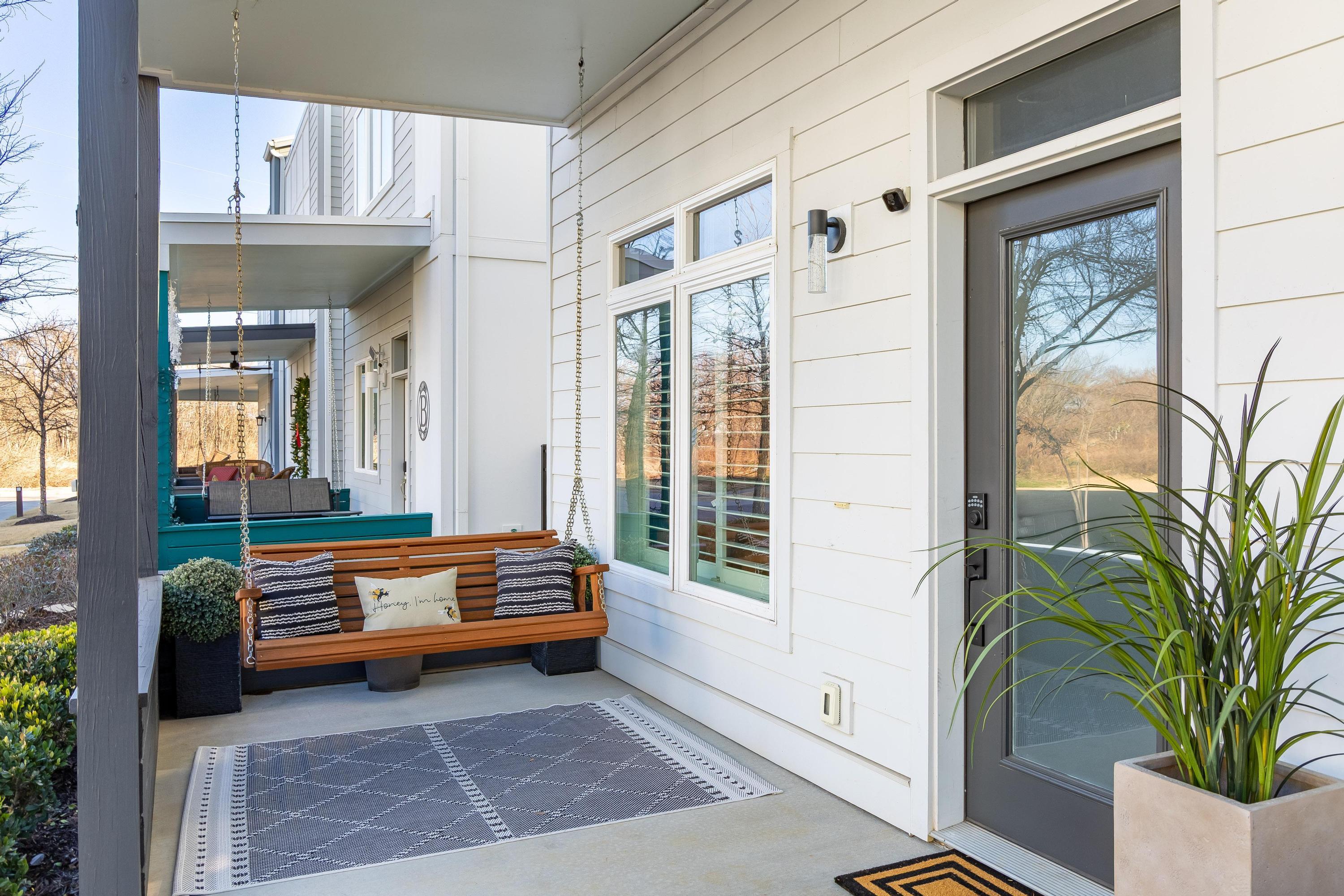 1493 Sinclair Avenue Chattanooga, TN 37408 - Photo 7 of 46 2026_01_January_1493_Sinclair_Ave_0008