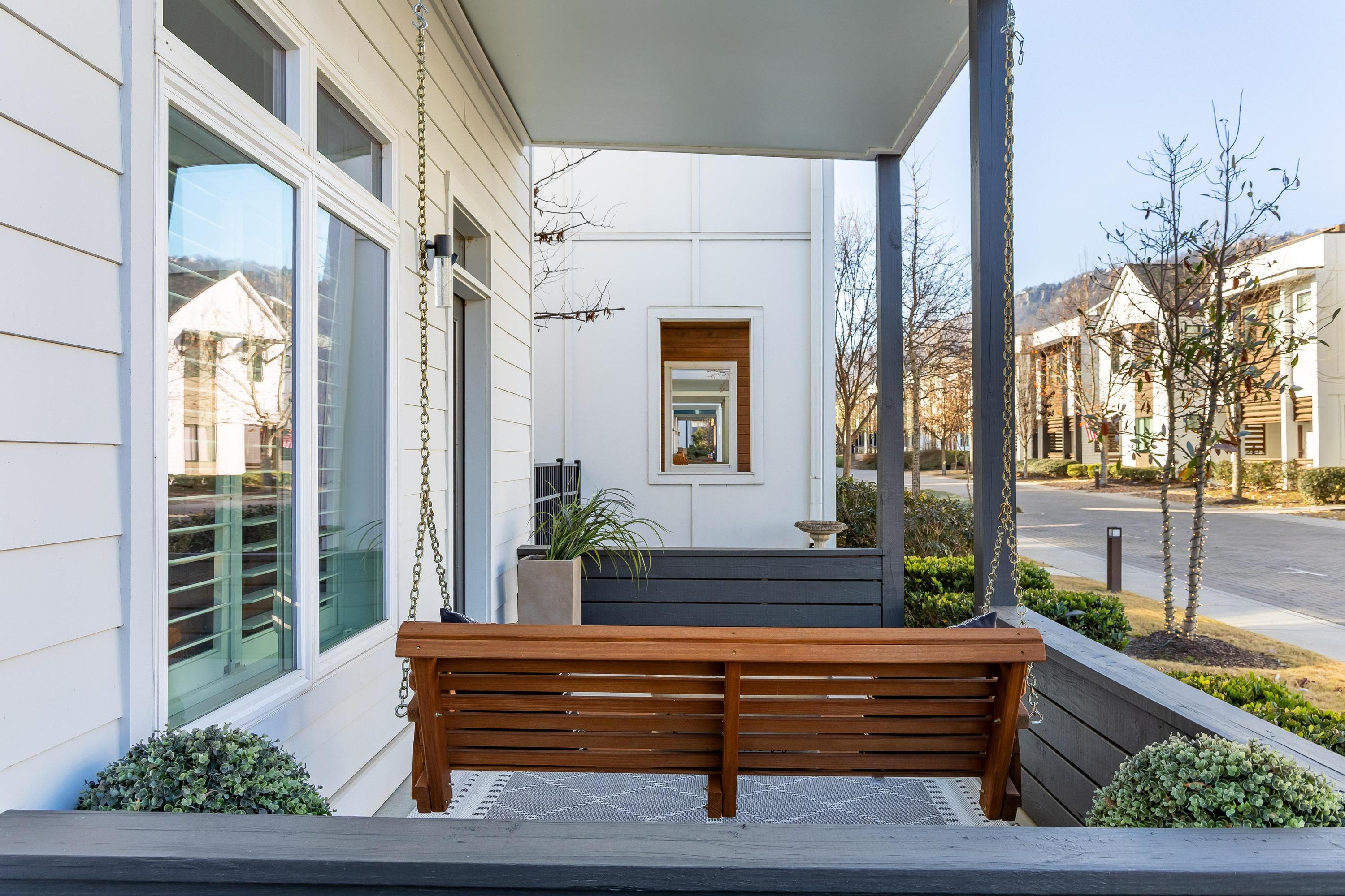 1493 Sinclair Avenue Chattanooga, TN 37408 - Photo 9 of 46 2026_01_January_1493_Sinclair_Ave_0012