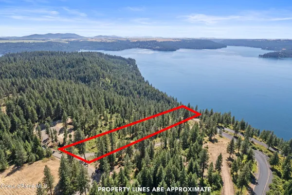 $535,000 | 560 East Inglenook (approx) Lane, Harrison, ID 83833