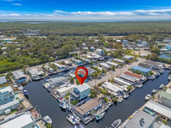 $1,350,000 | 20 Pelican Road, Key Largo, FL 33037
