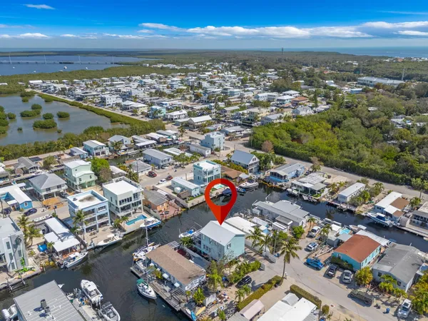 $1,350,000 | 20 Pelican Road, Key Largo, FL 33037