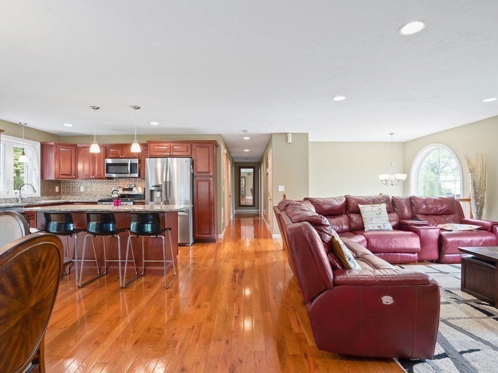 90 Arcadia Road Somerset, MA 02726 - Photo 5 of 29 Gallery Image 5