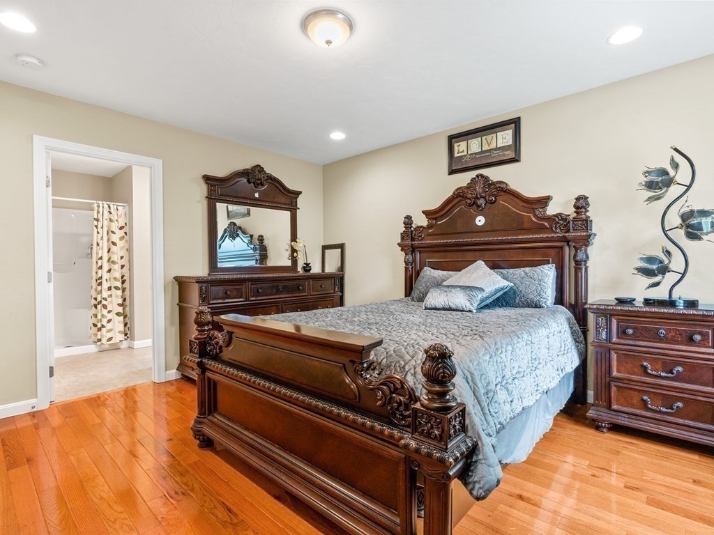 90 Arcadia Road Somerset, MA 02726 - Photo 8 of 29 Gallery Image 8
