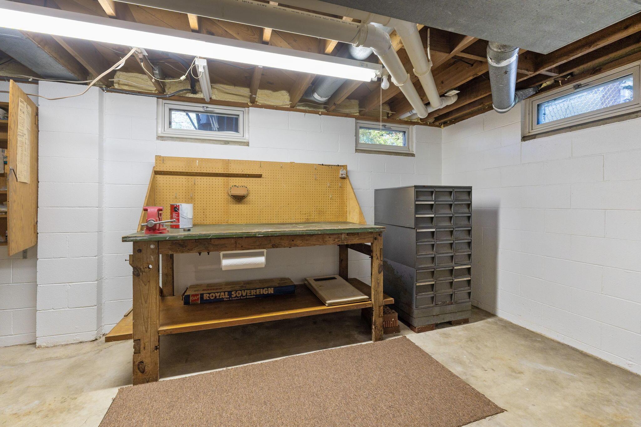 1060 Woodmere Road Columbus, OH 43220 - Photo 86 of 94 1060 Woodmere (Interior)-55