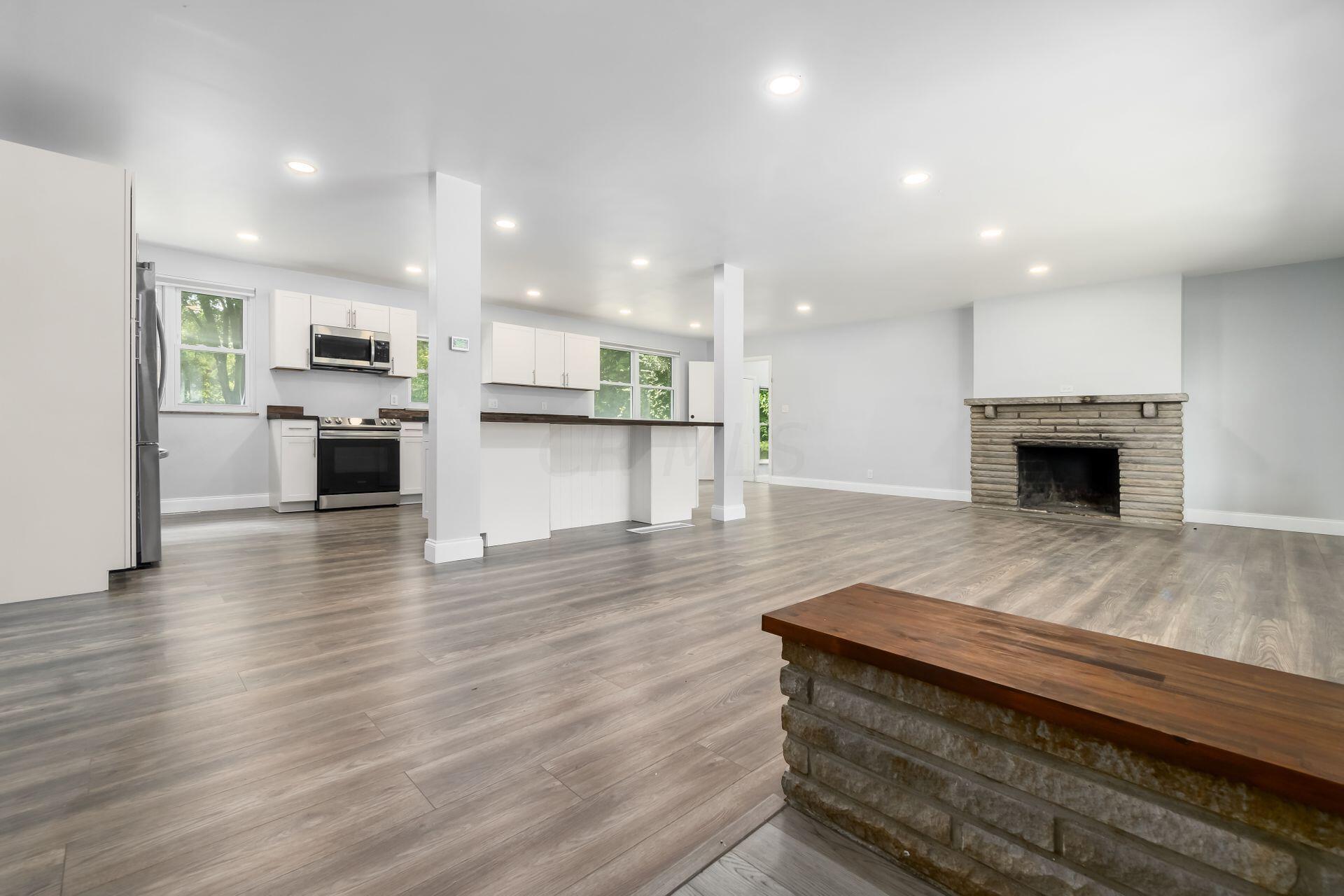 1459 South James Road Columbus, OH 43209 - Photo 6 of 43 015_S - 1459 S James Rd - 034