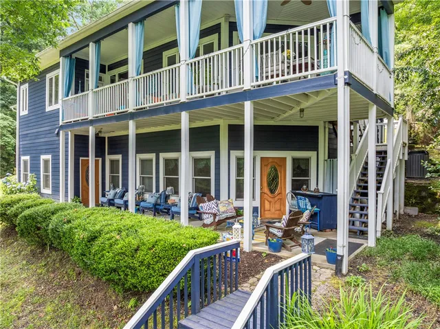 $950,000 | 320 Holly Lane, Walhalla, SC 29691