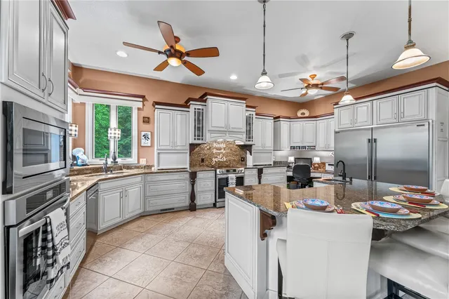 $950,000 | 320 Holly Lane, Walhalla, SC 29691