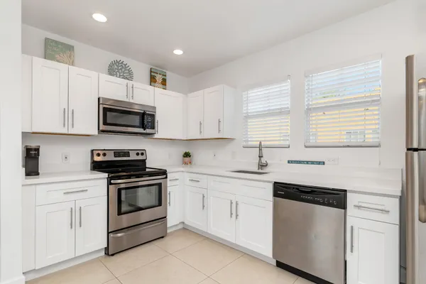 $1,850 | 2350 Parker Avenue, West Palm Beach, FL 33401