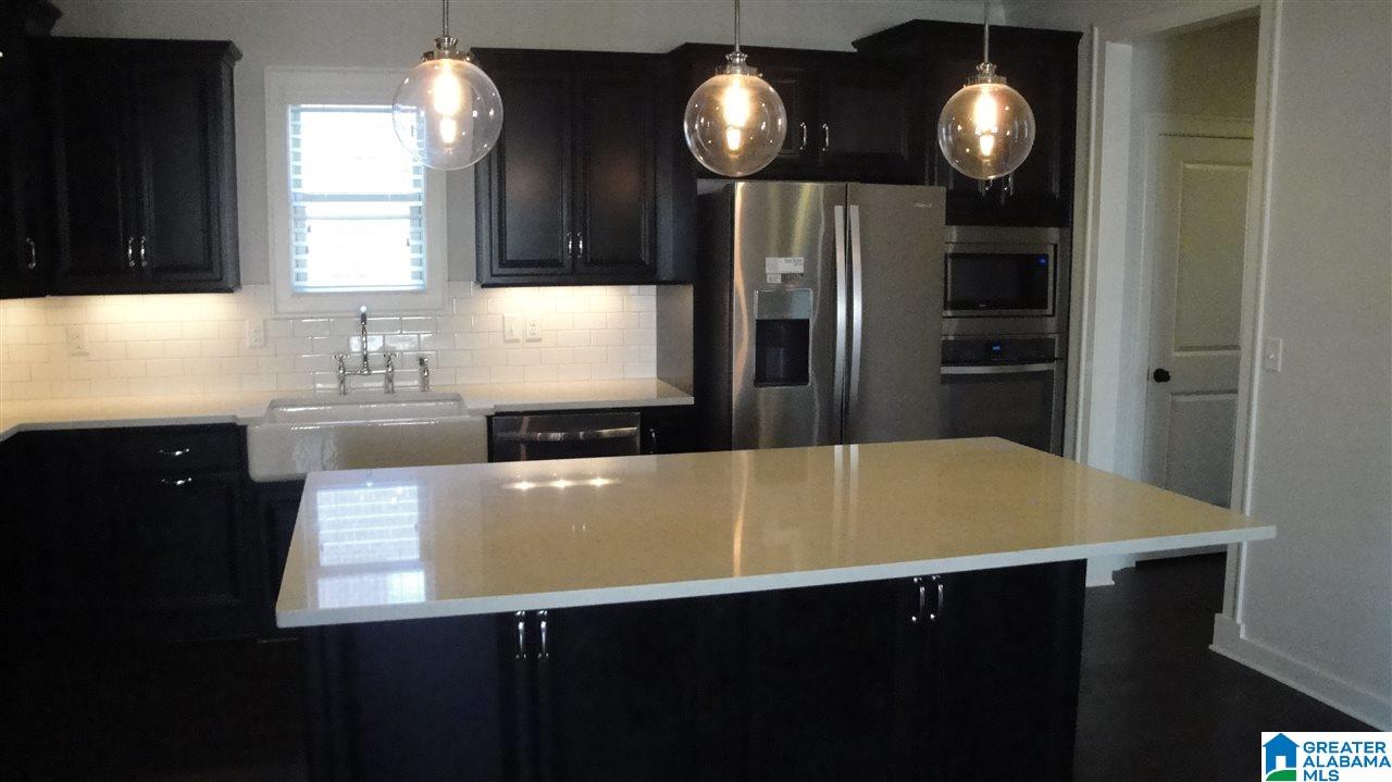 2571 Montauk Road Birmingham, AL 35226 - Photo 3 of 23
